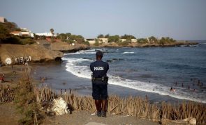 Polícia de Cabo Verde apreende 850 munições provenientes de Portugal