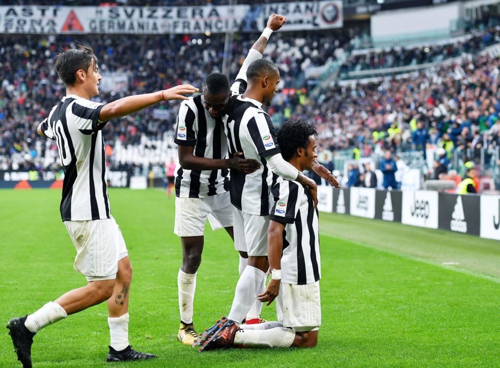 Juventus vence e sobe ao segundo lugar da liga italiana de futebol
