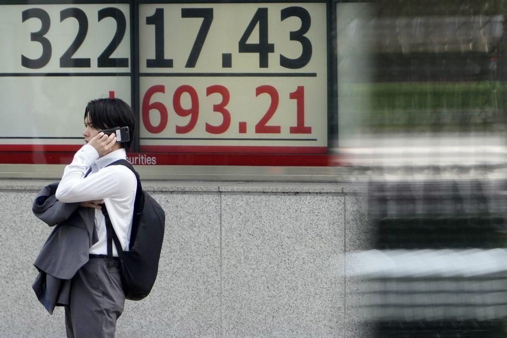 Bolsa de Tóquio abre a perder 0,82%