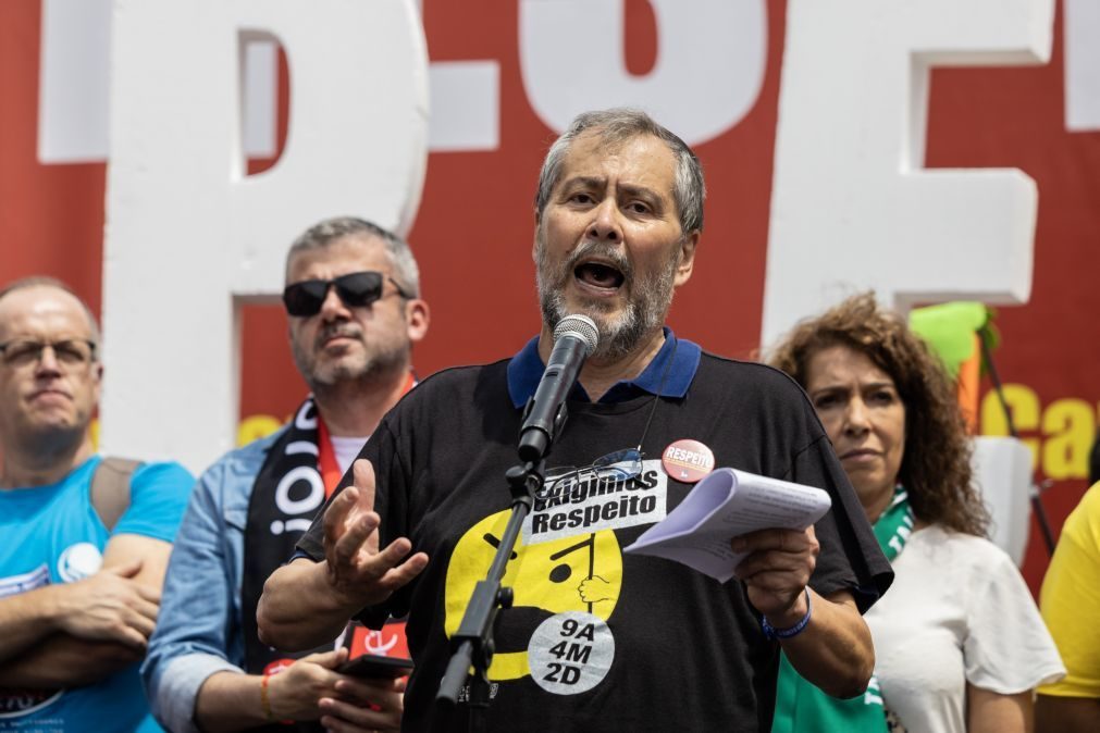 Mário Nogueira chama irresponsáveis a governantes em dia de greve nacional