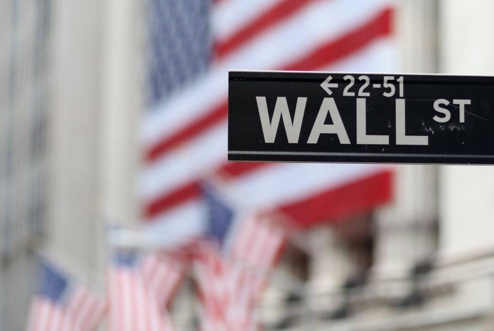 Bolsa de Wall Street negoceia em alta no início da sessão