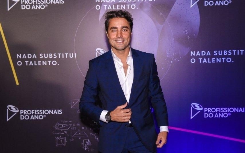 Ricardo Pereira Desfaz-se da barba e surpreende fãs: