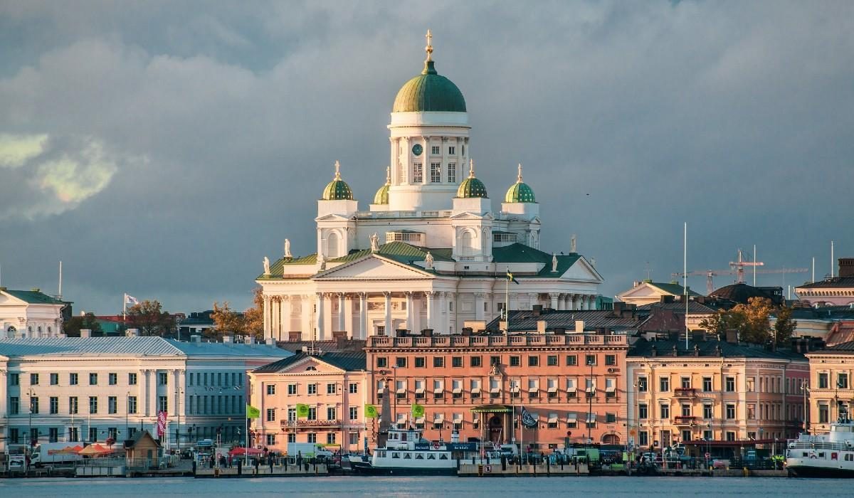 Viagens - Helsínquia tem muita história e uma igreja que é a estrela da cidade
