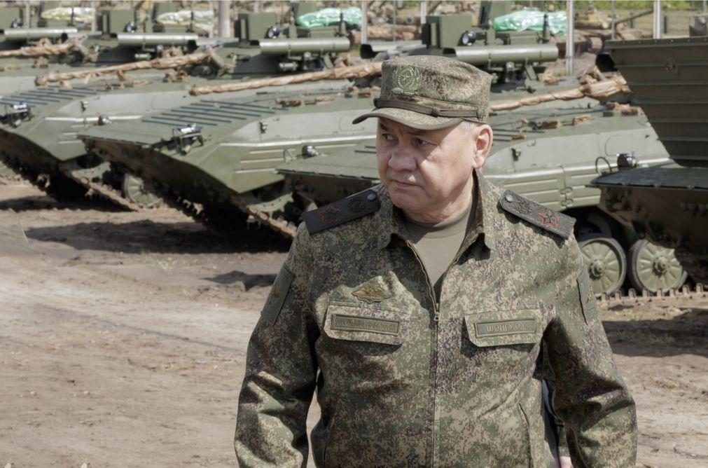 Ministro da Defesa russo pede mais tanques para o exército na Ucrânia