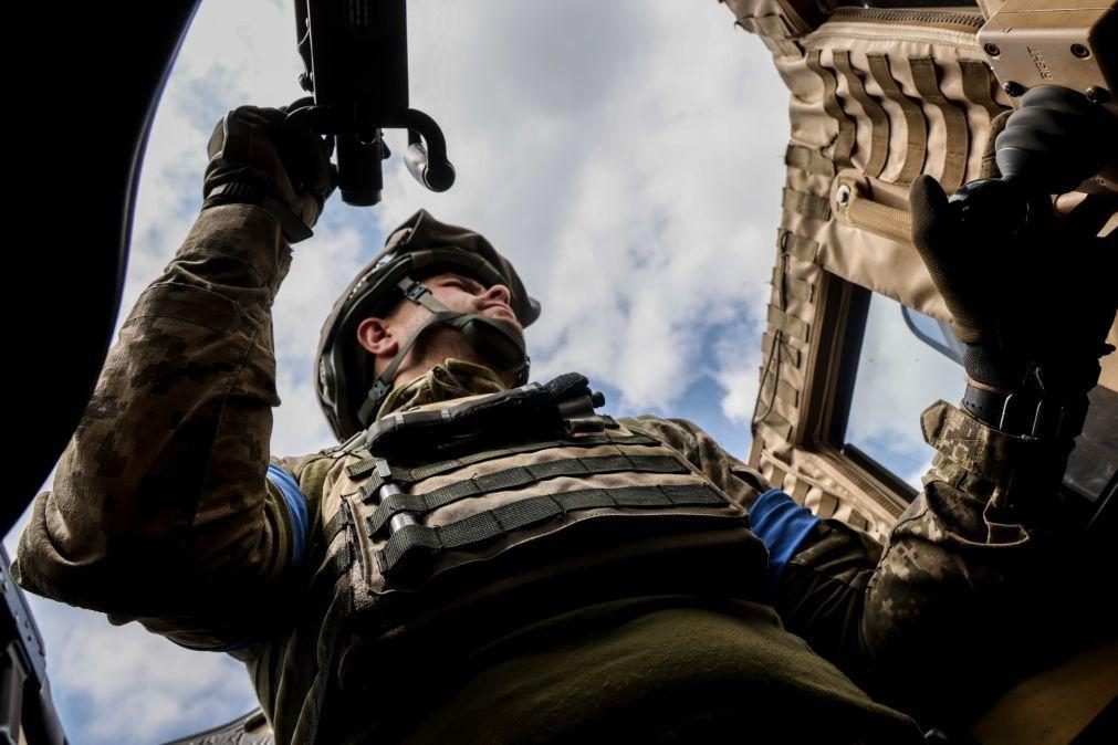 Kiev reclama reconquista da cidade de Pyatykhatky na
