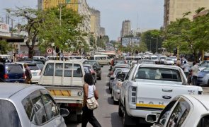Trabalhadores do município de Maputo prosseguem com greve