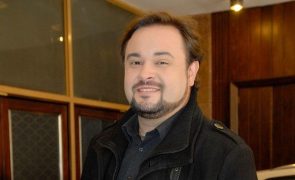 Axel Vai avançar com queixa contra hospital após morte da avó