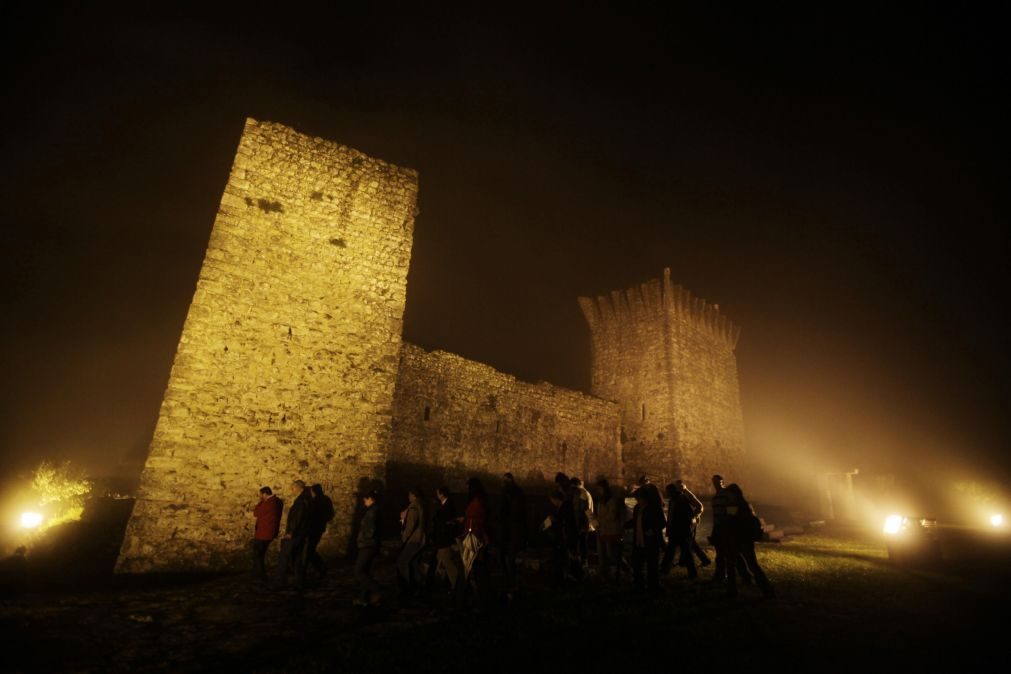 História da rainha D. Mécia inspira teatro sonoro em torre do Castelo de Ourém