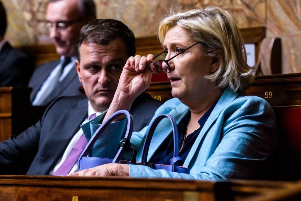 Assembleia Nacional francesa retira imunidade de Marine Le Pen