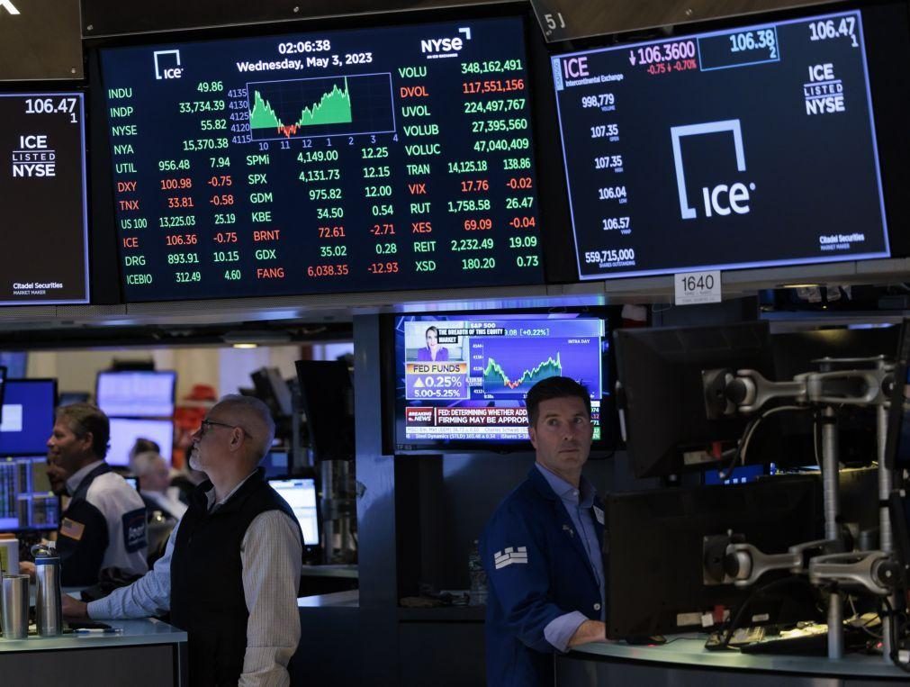Bolsa de Wall Street negoceia em baixa no início da sessão