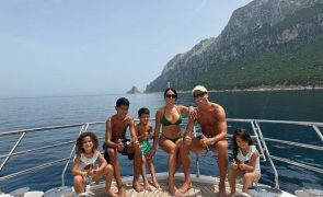 Georgina Rodriguez Apanhada a apalpar o rabiosque de Cristiano Ronaldo