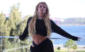 Cristina Ferreira Abdominais à mostra! Eis o look sensual de Cristina Ferreira para a Festa de Verão da TVI