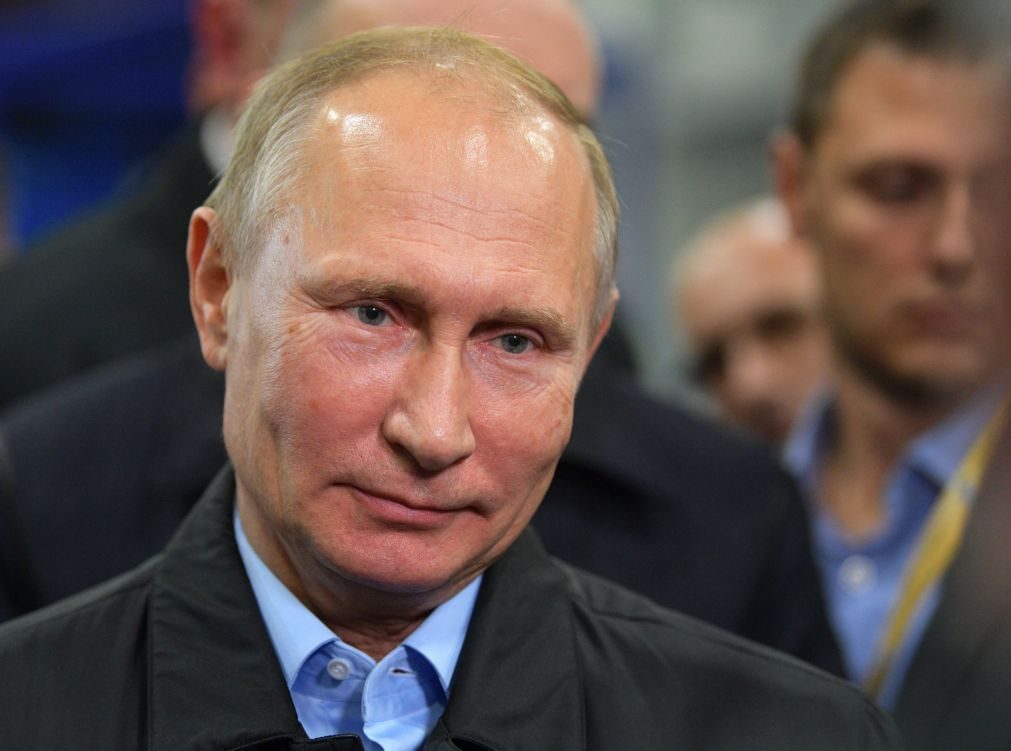 Putin denuncia intenção dos Estados Unidos em influenciar presidenciais russas