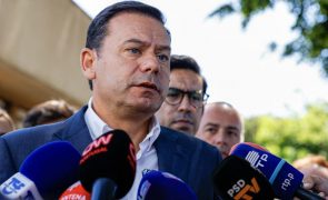 Montenegro defende que comparticipação de fármacos depende de políticas arrojadas