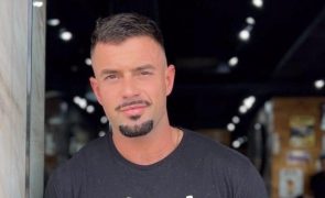 Marco Costa Indignado por lhe terem riscado o carro dispara insultos