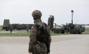 Polónia envia mais 1.000 militares para fronteira com Bielorrússia