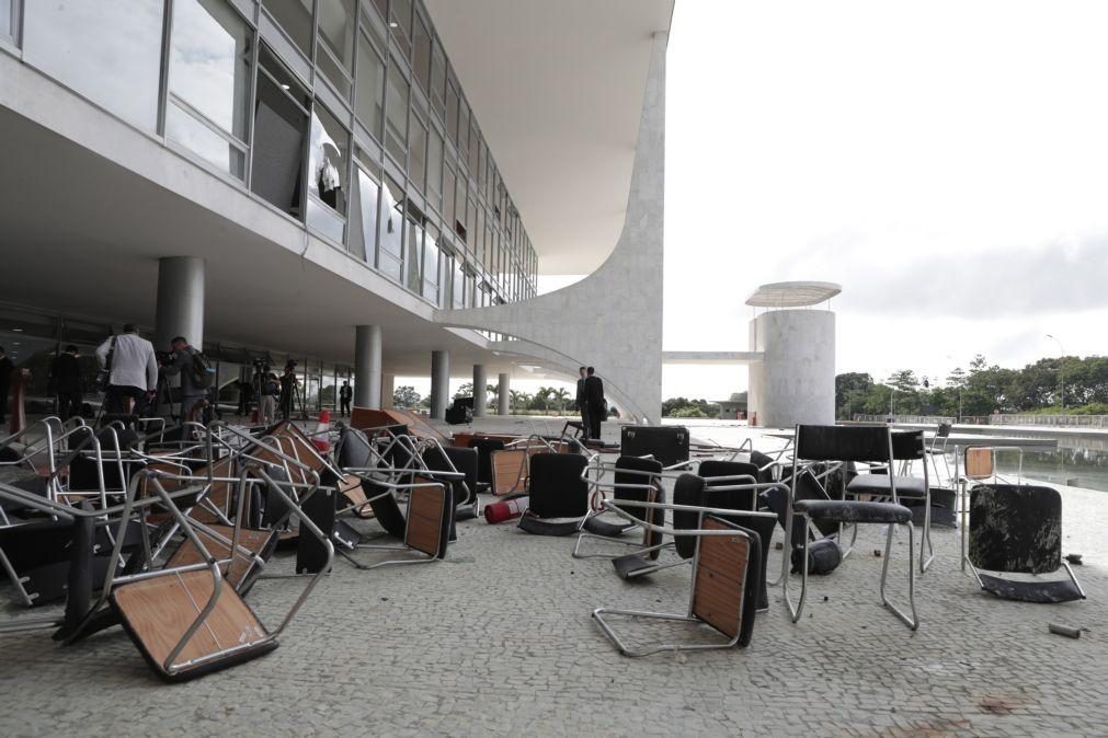 Comissão aprova quebra de sigilo a investigados do ataque a Brasília