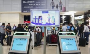 Transporte aéreo prossegue máximos históricos com  mais 15,2% de passageiros em maio -- INE