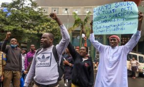 Mais de 300 pessoas foram detidas em protestos no Quénia incluindo um deputado