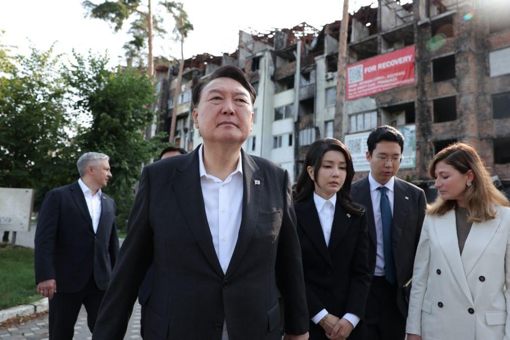 PR sul-coreano em visita surpresa a Kiev