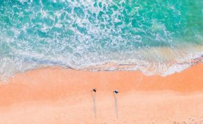 As melhores praias de Portugal Paraísos lusos no Instagram e TikTok: Descubra as praias incríveis para este verão