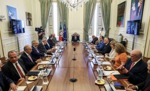 Reunião do Conselho de Estado começou pelas 15:15 com uma ausência