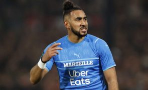 Internacional francês Dimitri Payet deixa Marselha após nove épocas de ligação