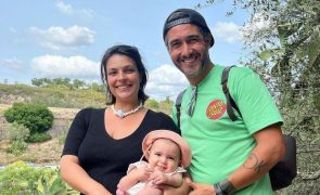 Bruno e Ruth De 'Casados' não podiam estar mais felizes nas primeiras férias a quatro