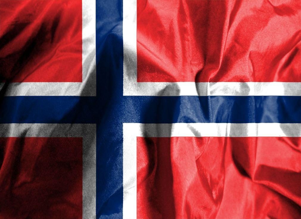Doze ministérios do Governo da Noruega alvo de ataque informático