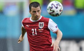 Defesa Stefan Lainer, do Borussia Mönchengladbach, diagnosticado com cancro
