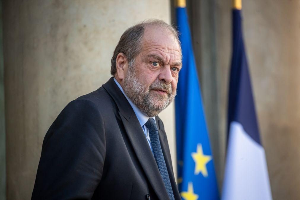 Ministro da Justiça francês vai ser julgado por conflito de interesses