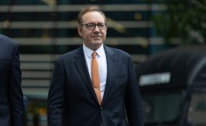 Kevin Spacey - Absolvido em tribunal, falta o perdão de Hollywood