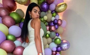 Georgina Rodriguez Também já aderiu ao look de Barbie... e muito sexy!
