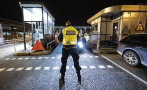 Dinamarca reforça segurança nas fronteiras após profanação de cópias do Corão