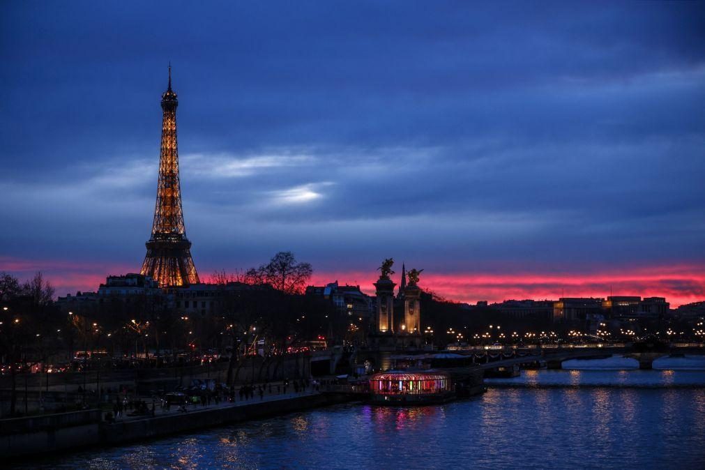 Paris2024: Qualidade da água do Sena cancela treinos para evento teste de natação