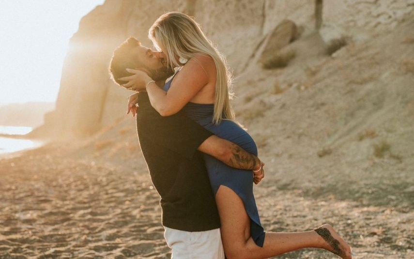 Leo Caeiro Pede namorada em casamento: