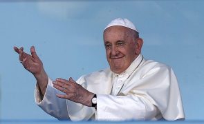 Papa Francisco chegou a Fátima às 08:35