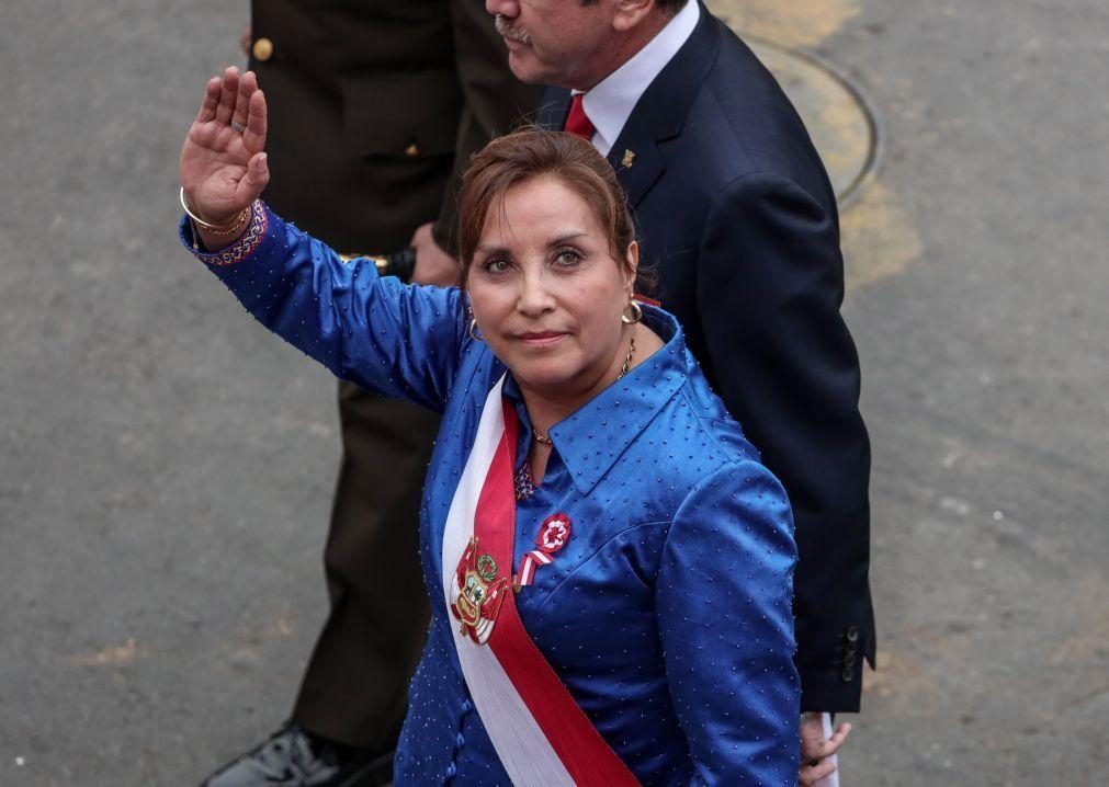 Dina Boluarte sai do Peru pela primeira vez enquanto Presidente para cimeira amazónica