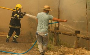 Incêndio de Odemira destruiu pelo menos duas casas e uma unidade turística