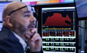 Wall Street segue no 'vermelho' à espera da inflação nos EUA
