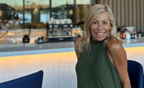 Zulmira Ferreira de férias em Marbella exibe corpo escultural aos 63 anos