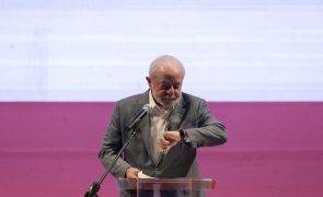 Lula da Silva repreende militantes que vaiavam adversários políticos e exige respeito