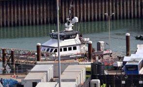 Naufrágio no Canal da Mancha provoca um morto e cinco feridos