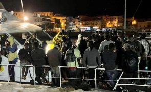 Sicília sobrecarregada com chegada de mais de 3.000 migrantes em 24 horas