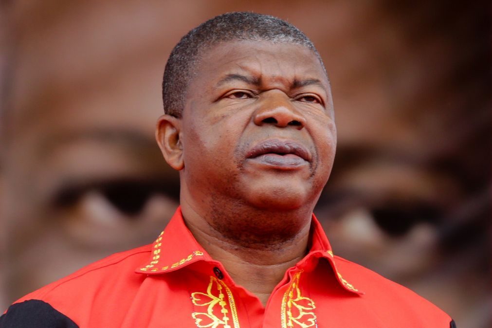PR angolano retira gestão da televisão pública a filhos do ex-chefe de Estado