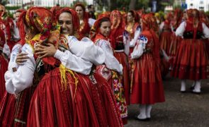 Novecentas e oito mulheres mostram em Viana do Castelo a 