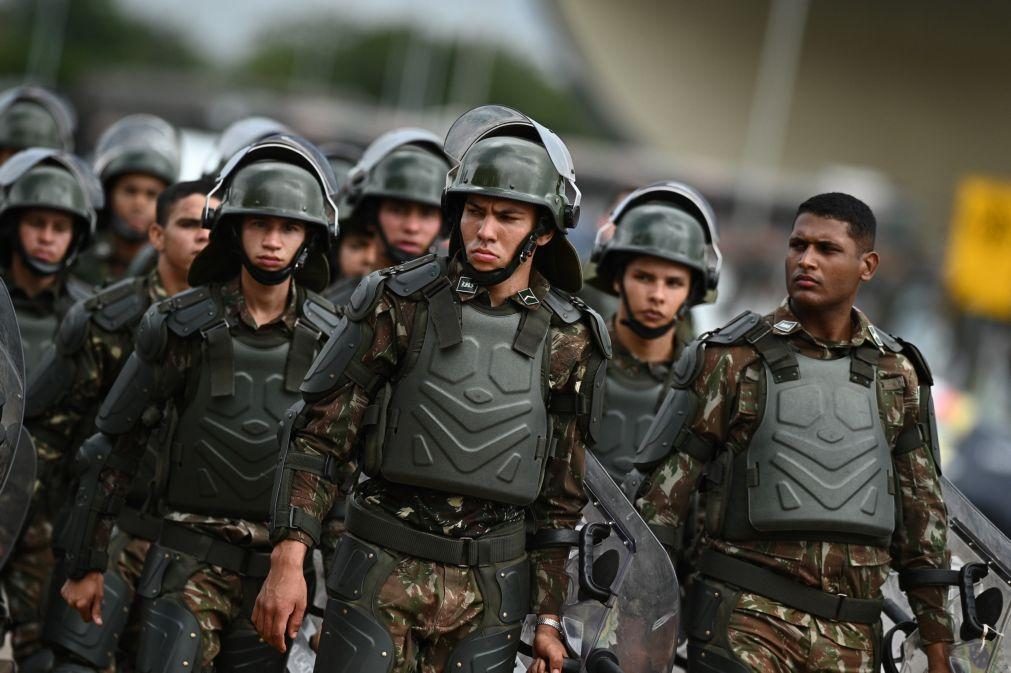 Comandante da Polícia Militar preso por omissão em atos golpistas em Brasília