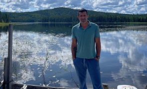 Luís Figo A silhueta invejável aos 50 anos: 
