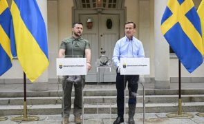 Zelensky agradece ao rei da Suécia ajuda à Ucrânia