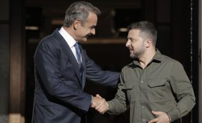Zelensky recebido na Grécia antes de encontro com UE e líderes balcânicos